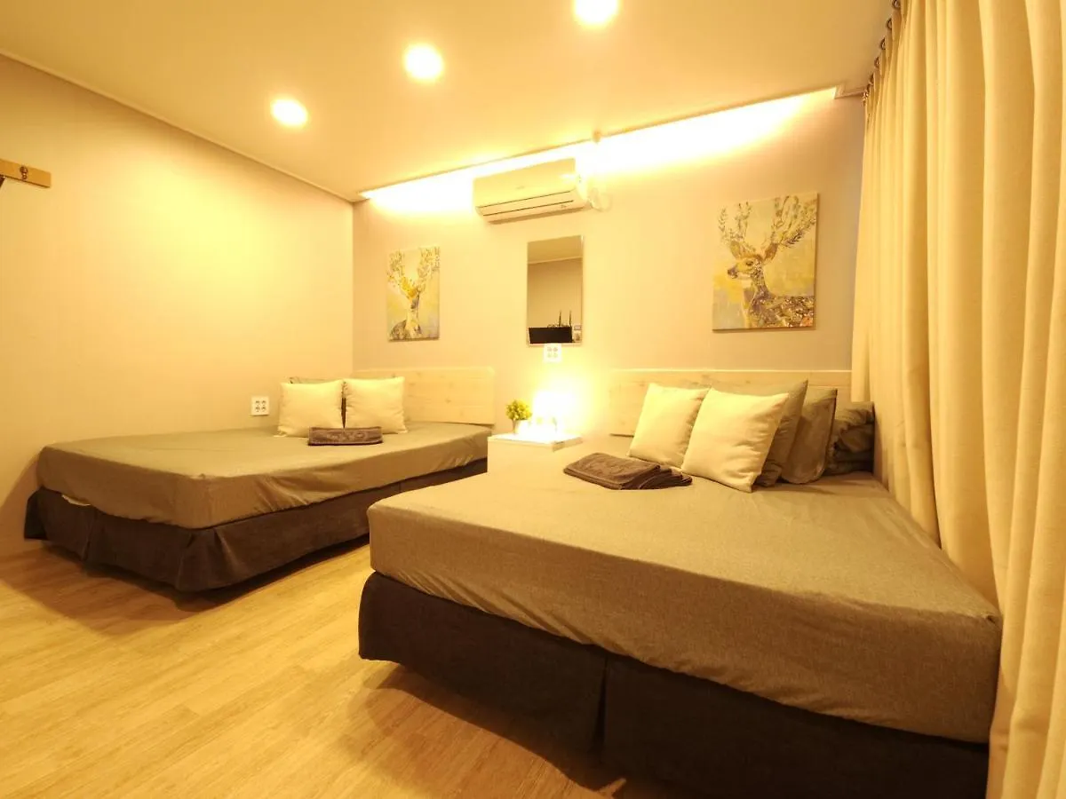Oyo Hostel Myeongdong 1
