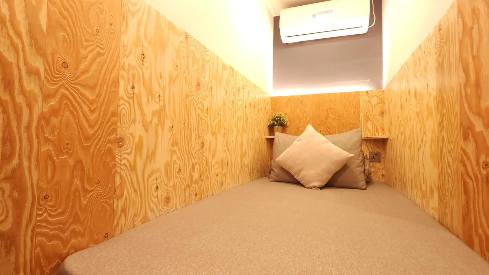 Oyo Hostel Myeongdong 1  Seoul